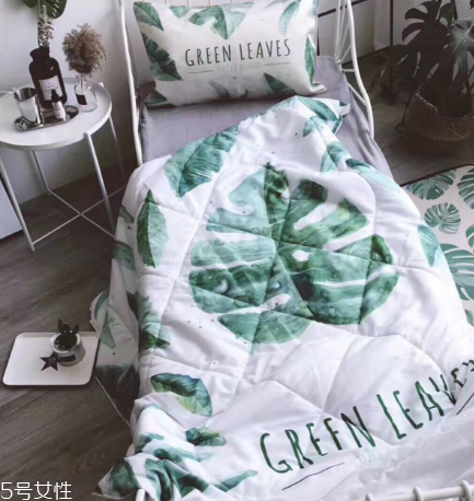 夏涼被多少斤合適 不需要太重 夏涼被多少斤合適 不需要太重