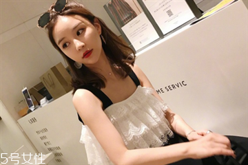 夏天臉上起皮怎么辦 臉干燥起皮補水小妙招 夏天臉上起皮怎么辦 臉干燥起皮補水小妙招