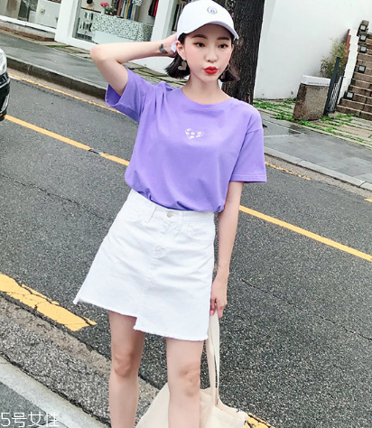 夏天穿什么顏色t恤 好看不撞衫 夏天穿什么顏色t恤 好看不撞衫