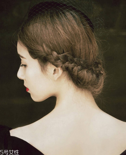 黑臉娃娃碳粉要涂多久 5分鐘就夠了 黑臉娃娃碳粉要涂多久 5分鐘就夠了