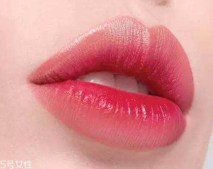 半永久紋唇越持久越好嗎 審美潮流瞬息萬變 半永久紋唇越持久越好嗎 審美潮流瞬息萬變