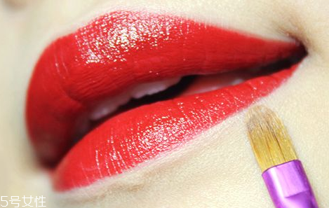 半永久紋唇會(huì)留疤嗎 紋繡師技術(shù)不行會(huì)留疤 半永久紋唇會(huì)留疤嗎 紋繡師技術(shù)不行會(huì)留疤