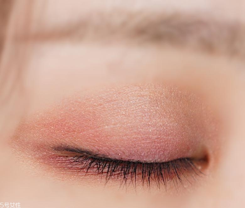 井田眼影14號和2號哪個好看 2款熱門色pk 井田眼影14號和2號哪個好看 2款熱門色pk