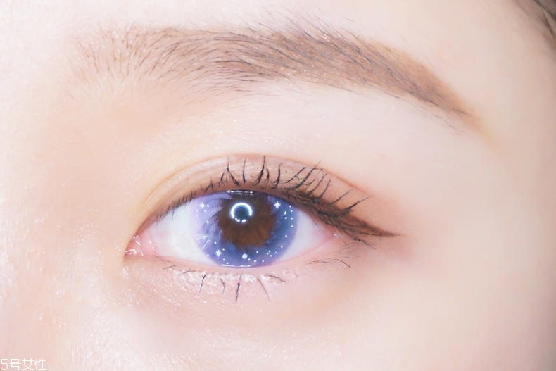 魅瞳隱形眼鏡好不好 整個宇宙都在你眼中 魅瞳隱形眼鏡好不好 整個宇宙都在你眼中