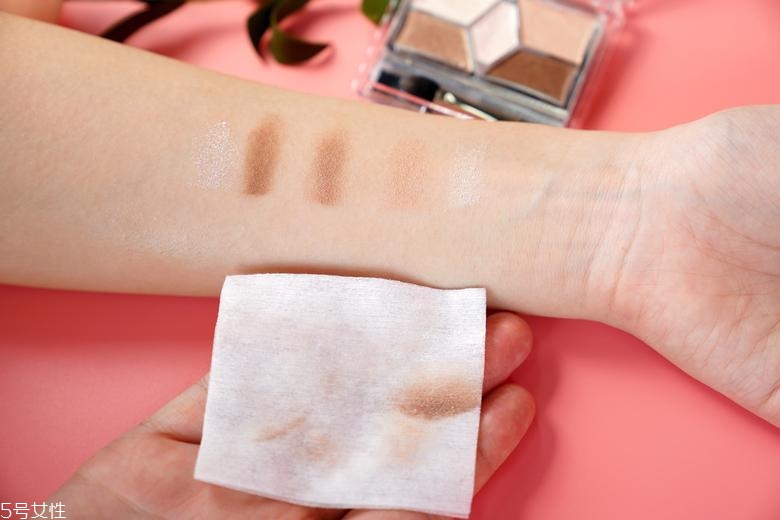 井田眼影14號和2號哪個好看 2款熱門色pk 井田眼影14號和2號哪個好看 2款熱門色pk