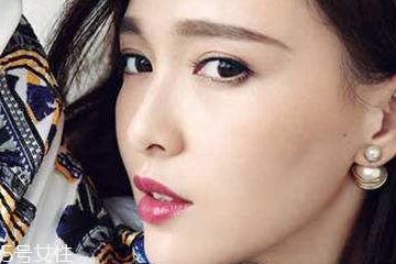 美瞳月拋和年拋有什么區(qū)別 月拋材質相對較差 美瞳月拋和年拋有什么區(qū)別 月拋材質相對較差