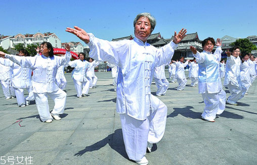 八段錦能減肥嗎 這樣練能減肥 八段錦能減肥嗎 這樣練能減肥