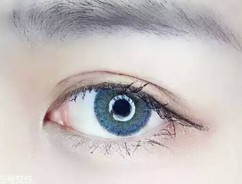 藍色美瞳適合什么人 適合肌膚白皙者 藍色美瞳適合什么人 適合肌膚白皙者