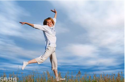 一天中什么時(shí)間運(yùn)動(dòng)減肥效果最好 一天最佳運(yùn)動(dòng)減肥時(shí)間 一天中什么時(shí)間運(yùn)動(dòng)減肥效果最好 一天最佳運(yùn)動(dòng)減肥時(shí)間