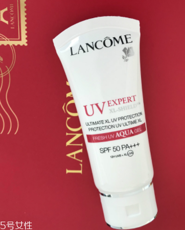 蘭蔻隔離乳是防曬霜嗎 物理化學(xué)防曬二合一的一款 蘭蔻隔離乳是防曬霜嗎 物理化學(xué)防曬二合一的一款