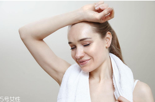 運動出汗多減肥嗎 減肥跟出汗多少無關 運動出汗多減肥嗎 減肥跟出汗多少無關