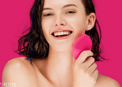 露娜潔面儀是什么原理 原來是這樣 露娜潔面儀是什么原理 原來是這樣