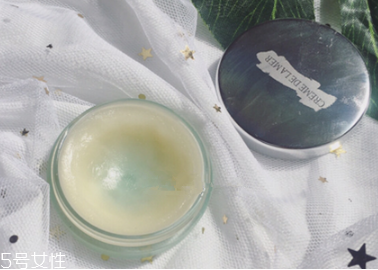 海藍(lán)之謎唇膏真假對比 高價(jià)的貴婦唇膏 海藍(lán)之謎唇膏真假對比 高價(jià)的貴婦唇膏