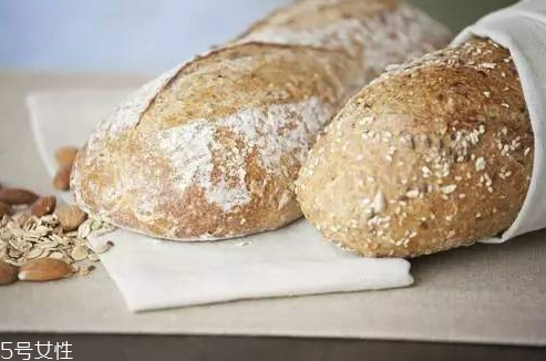 一次性洗臉巾好還是毛巾好 洗臉巾的六大用途 一次性洗臉巾好還是毛巾好 洗臉巾的六大用途