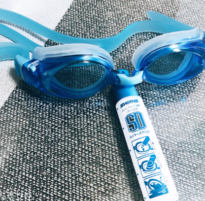 泳鏡什么顏色好 常見顏色推薦 泳鏡什么顏色好 常見顏色推薦