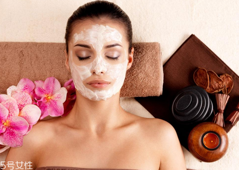 夏天面膜如何保存 教你如何正確冷藏面膜 夏天面膜如何保存 教你如何正確冷藏面膜