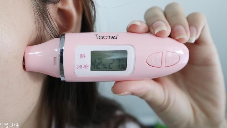 珂潤面霜和hfp面霜哪個(gè)好 2款同價(jià)面霜大pk 珂潤面霜和hfp面霜哪個(gè)好 2款同價(jià)面霜大pk