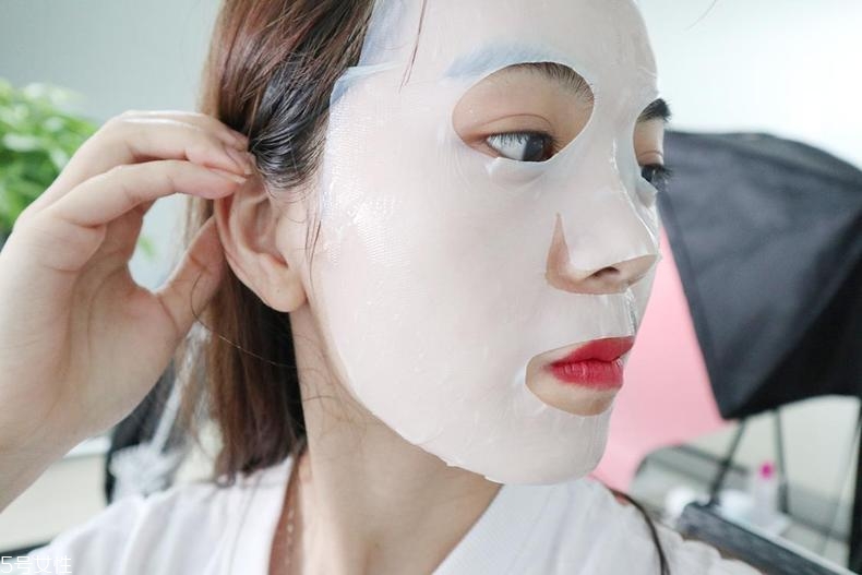 jm蜂蜜面膜和jm玫瑰面膜哪個好 2款大火面膜pk jm蜂蜜面膜和jm玫瑰面膜哪個好 2款大火面膜pk