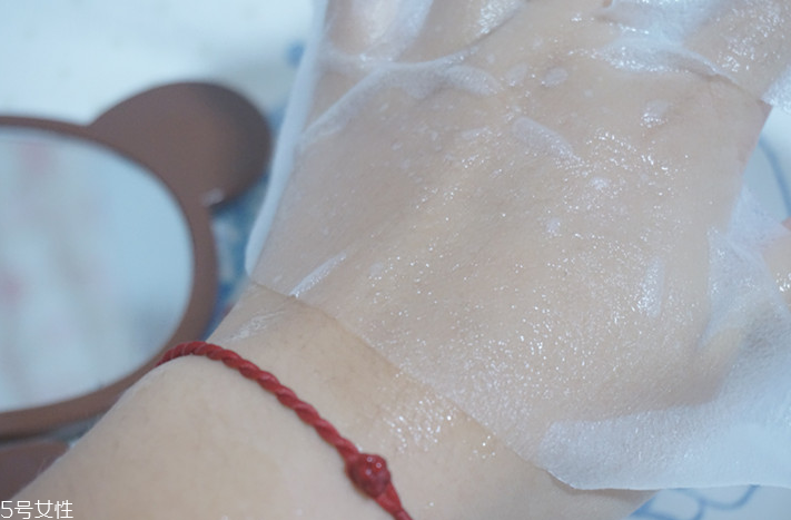 天絲面膜和無紡布面膜哪個好 適合不同膚質 天絲面膜和無紡布面膜哪個好 適合不同膚質