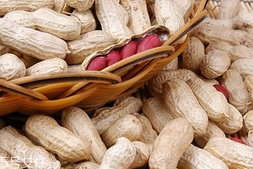 花生油價格 好的27元一斤 花生油價格 好的27元一斤