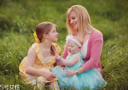 孕媽媽們?nèi)绾尾拍懿簧蝺? alt=