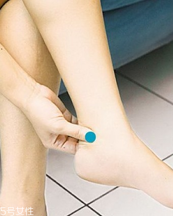 什么坐姿瘦腿 坐姿瘦腿法 什么坐姿瘦腿 坐姿瘦腿法