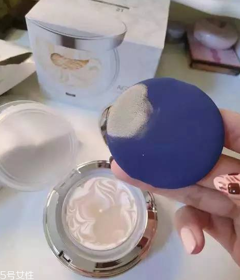 愛敬氣墊哪個(gè)色號(hào)最白 韓國幾乎人手一只的氣墊 愛敬氣墊哪個(gè)色號(hào)最白 韓國幾乎人手一只的氣墊