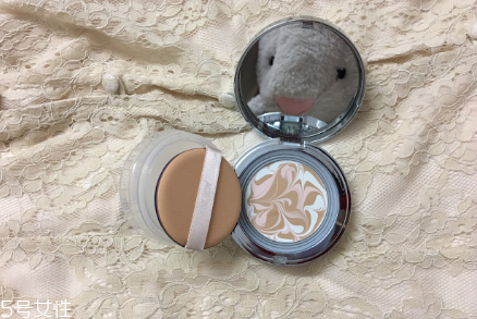 愛敬氣墊和珂萊歐氣墊哪個好 性價比都很棒 愛敬氣墊和珂萊歐氣墊哪個好 性價比都很棒