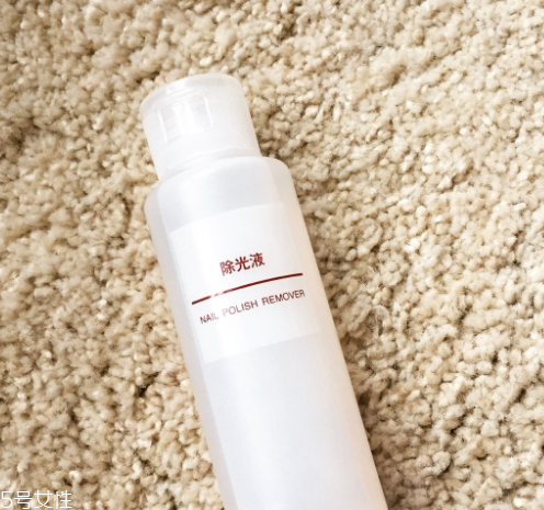 洗甲水主要成分是什么 這3種成分要認(rèn)真注意一下 洗甲水主要成分是什么 這3種成分要認(rèn)真注意一下