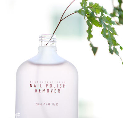 洗甲水主要成分是什么 這3種成分要認(rèn)真注意一下 洗甲水主要成分是什么 這3種成分要認(rèn)真注意一下