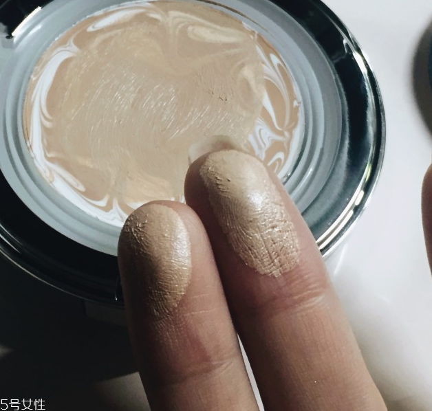 愛敬氣墊13號(hào)色怎么樣？愛敬氣墊水粉霜使用心得