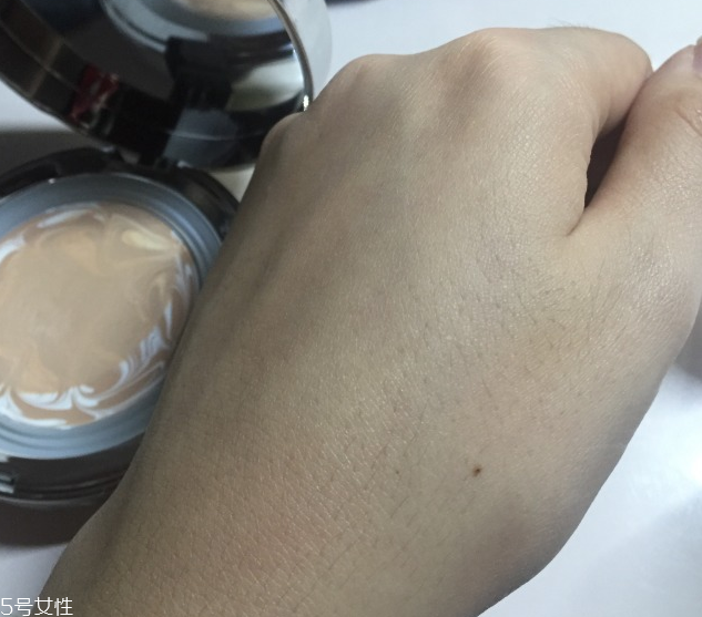 愛敬氣墊13號(hào)色怎么樣？愛敬氣墊水粉霜使用心得