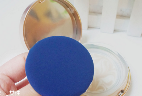 愛敬和luna哪個(gè)好 愛敬和露娜氣墊對比 愛敬和luna哪個(gè)好 愛敬和露娜氣墊對比