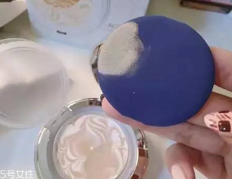 愛敬和luna哪個(gè)好 愛敬和露娜氣墊對比 愛敬和luna哪個(gè)好 愛敬和露娜氣墊對比