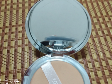 愛敬水粉霜多少錢 韓國超人氣產(chǎn)品 愛敬水粉霜多少錢 韓國超人氣產(chǎn)品