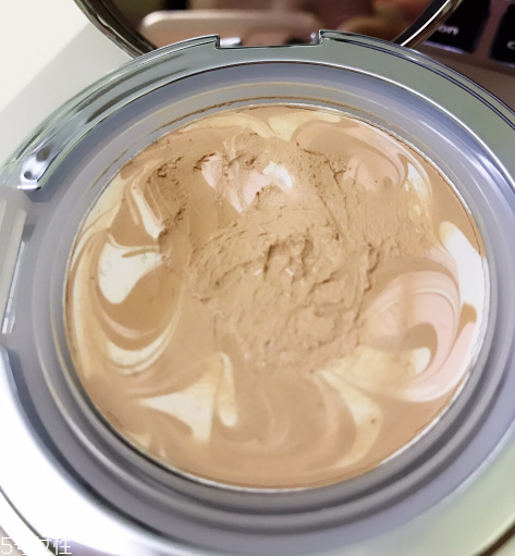 愛(ài)敬氣墊和蘭芝哪個(gè)好 愛(ài)敬氣墊和蘭芝氣墊的區(qū)別 愛(ài)敬氣墊和蘭芝哪個(gè)好 愛(ài)敬氣墊和蘭芝氣墊的區(qū)別