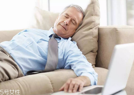 午休需要休息多久？健康午休需要注意的事項(xiàng)