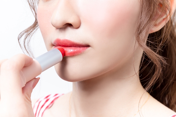 七夕情人節(jié)化什么妝他喜歡 情人節(jié)妝容圖片 七夕情人節(jié)化什么妝他喜歡 情人節(jié)妝容圖片