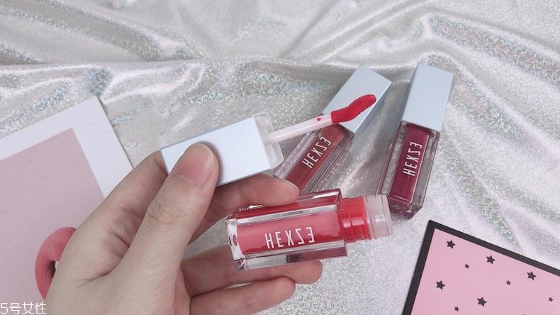 韓熙貞唇釉怎么樣 簡單打造光感玻璃唇 韓熙貞唇釉怎么樣 簡單打造光感玻璃唇