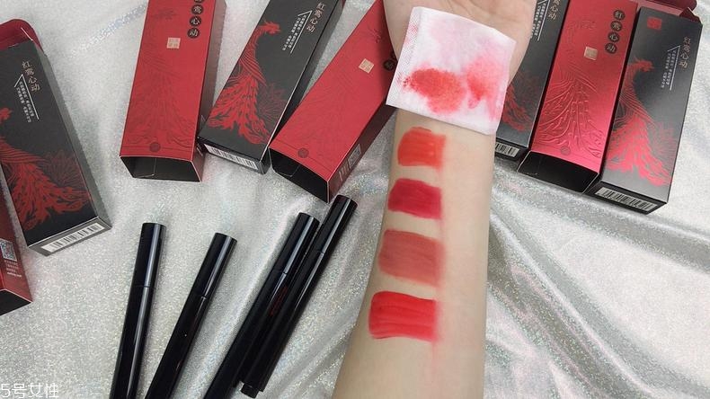 美康粉黛和稚優(yōu)泉唇釉哪個(gè)好 國(guó)產(chǎn)唇釉大pk
