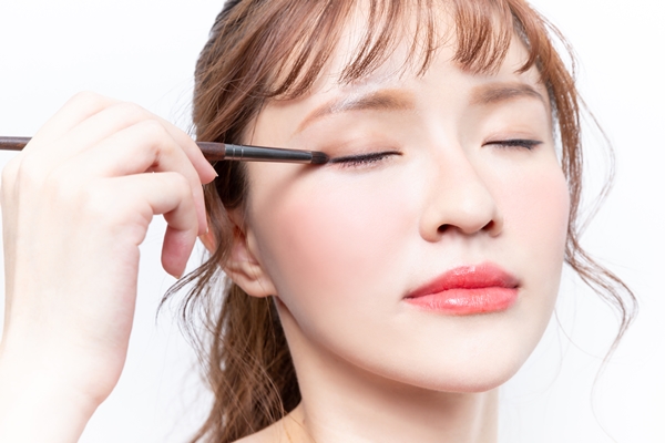 七夕情人節(jié)化什么妝他喜歡 情人節(jié)妝容圖片 七夕情人節(jié)化什么妝他喜歡 情人節(jié)妝容圖片