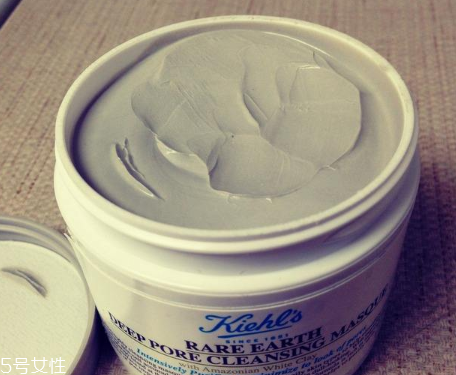 清潔面膜怎么用有效 記住3點(diǎn)才不傷膚 清潔面膜怎么用有效 記住3點(diǎn)才不傷膚