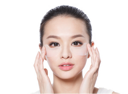 經(jīng)常熬夜用什么眼膜好 抓住時間保留青春 經(jīng)常熬夜用什么眼膜好 抓住時間保留青春
