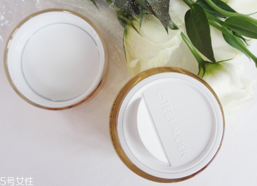 雅詩(shī)蘭黛萬能面霜適合年齡 雅詩(shī)蘭黛萬能面霜價(jià)格 雅詩(shī)蘭黛萬能面霜適合年齡 雅詩(shī)蘭黛萬能面霜價(jià)格