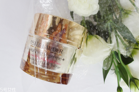 雅詩(shī)蘭黛萬能面霜適合年齡 雅詩(shī)蘭黛萬能面霜價(jià)格 雅詩(shī)蘭黛萬能面霜適合年齡 雅詩(shī)蘭黛萬能面霜價(jià)格