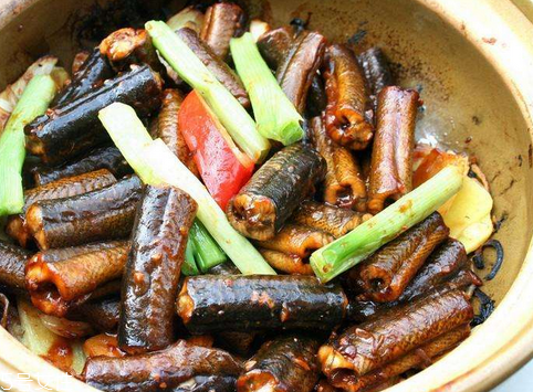 黃鱔能長(zhǎng)多大 四兩到半斤 黃鱔能長(zhǎng)多大 四兩到半斤