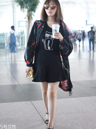 防曬衣搭配圖片 夏季防曬很重要 防曬衣搭配圖片 夏季防曬很重要