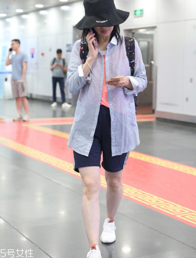 防曬衣搭配圖片 夏季防曬很重要 防曬衣搭配圖片 夏季防曬很重要