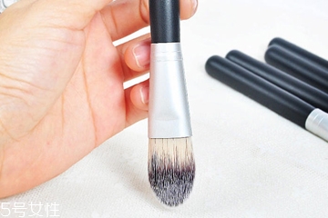 底妝工具有哪些 最全的底妝知識在這里 底妝工具有哪些 最全的底妝知識在這里