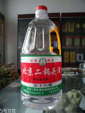 二鍋頭能泡藥酒嗎 不建議使用 二鍋頭能泡藥酒嗎 不建議使用